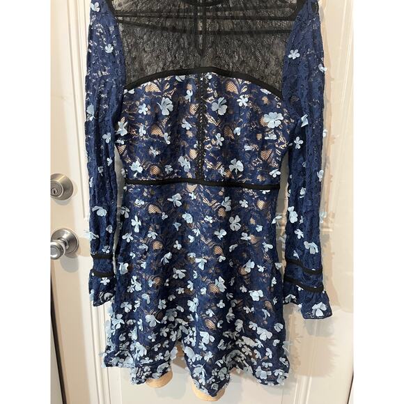 $238 foxiedox | Felicia | Crochet Lace Dress with Sheer Lace Neck Blue Size 8 - Picture 3 of 11